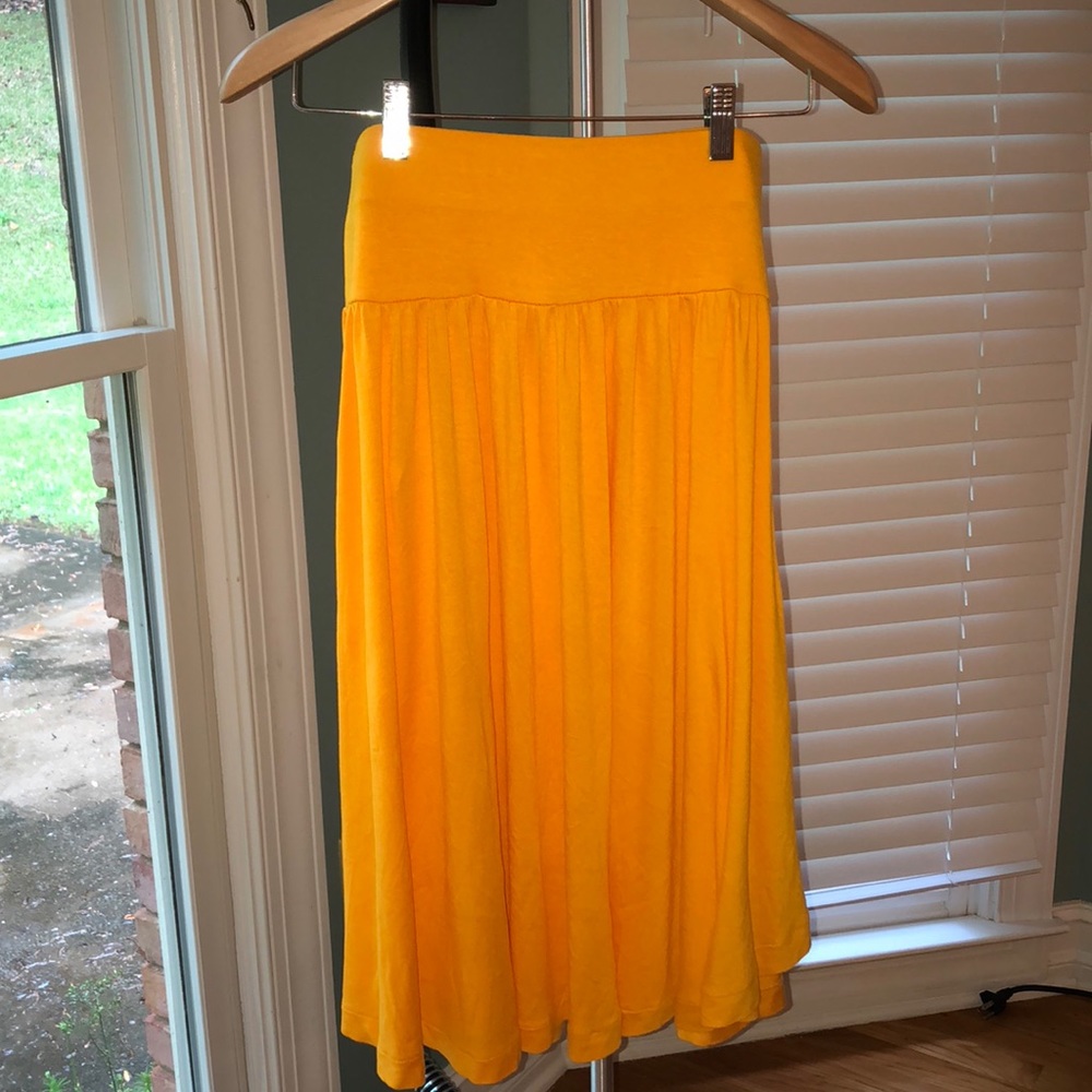 Loft EUC size SP yellow midi skirt